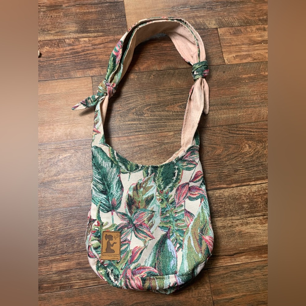 New Hope Girls Hobo Tapestry Purse - Crossbody Bag Leaf Tropical